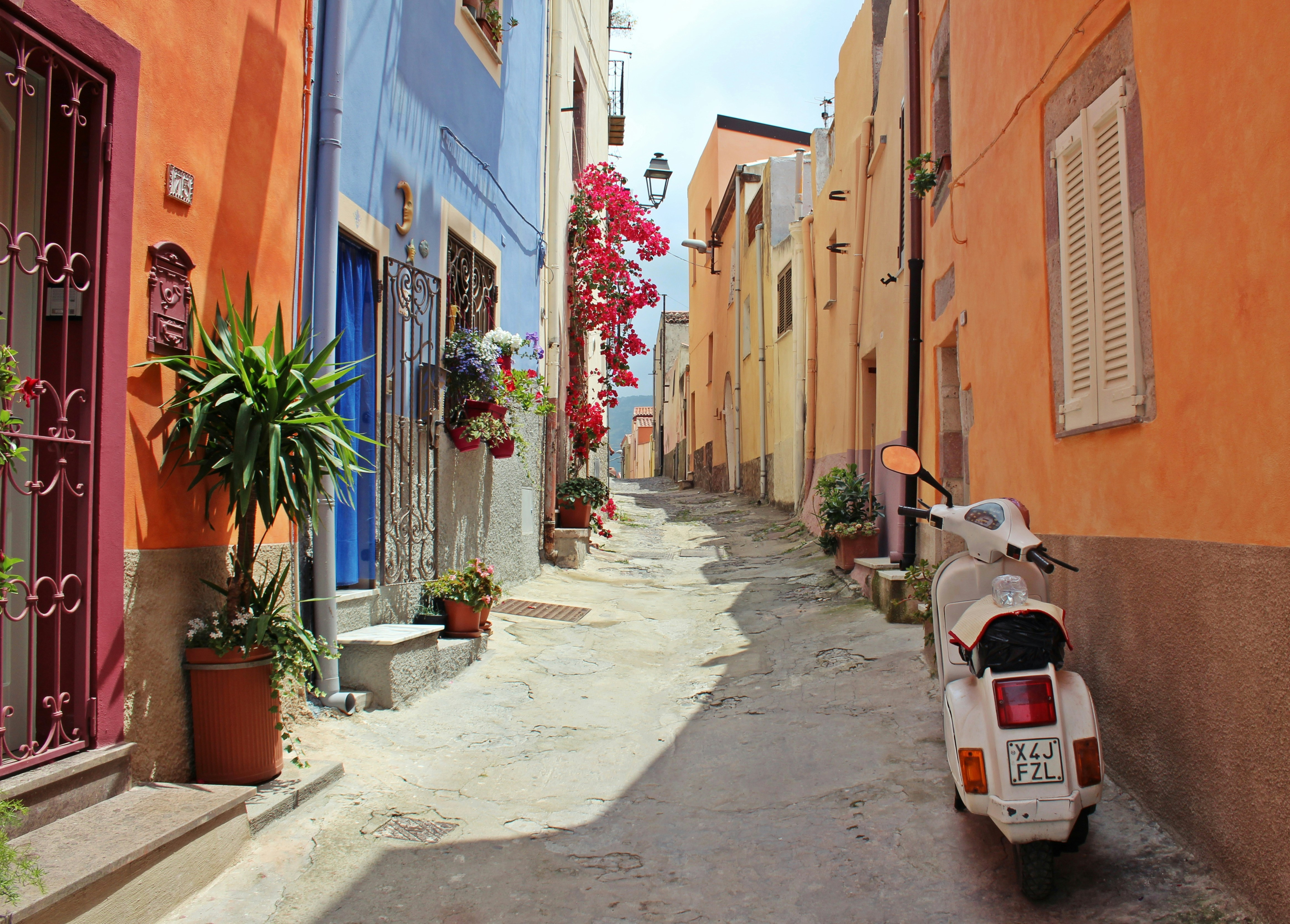 santorini streets